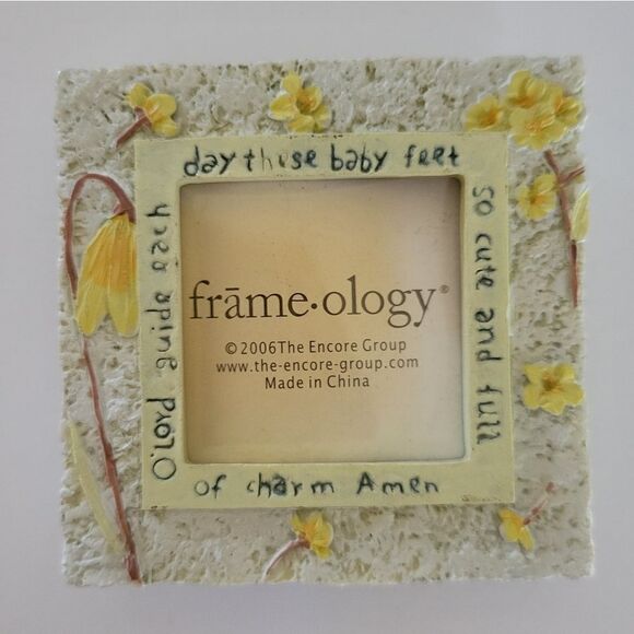 Frame•ology Set of 2 Square Resin Frames - Picture 3 of 9